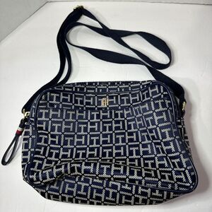 Blue‎ Monogram Tommy Hilfiger Handbag